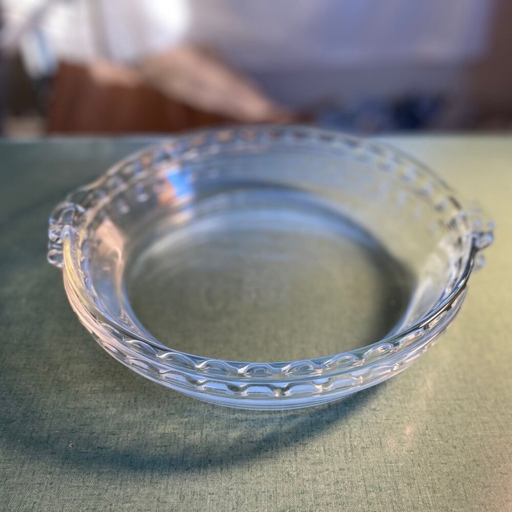 Two Pyrex #229, 9.5 inch Fluted Edge Pie Pans, Perfect Conditon